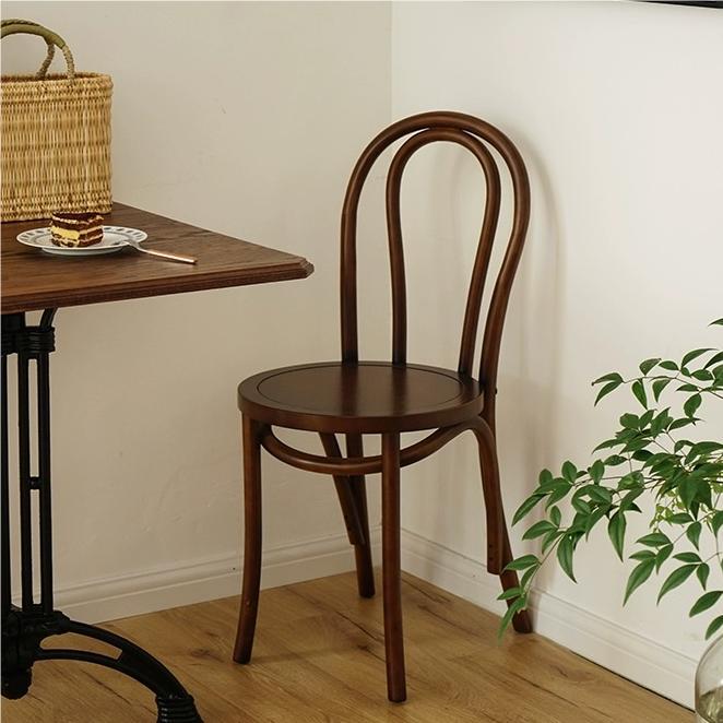 Traditional Chinese Round Wood Rattan Dining Chair Four Legs Backrest For Dining Room