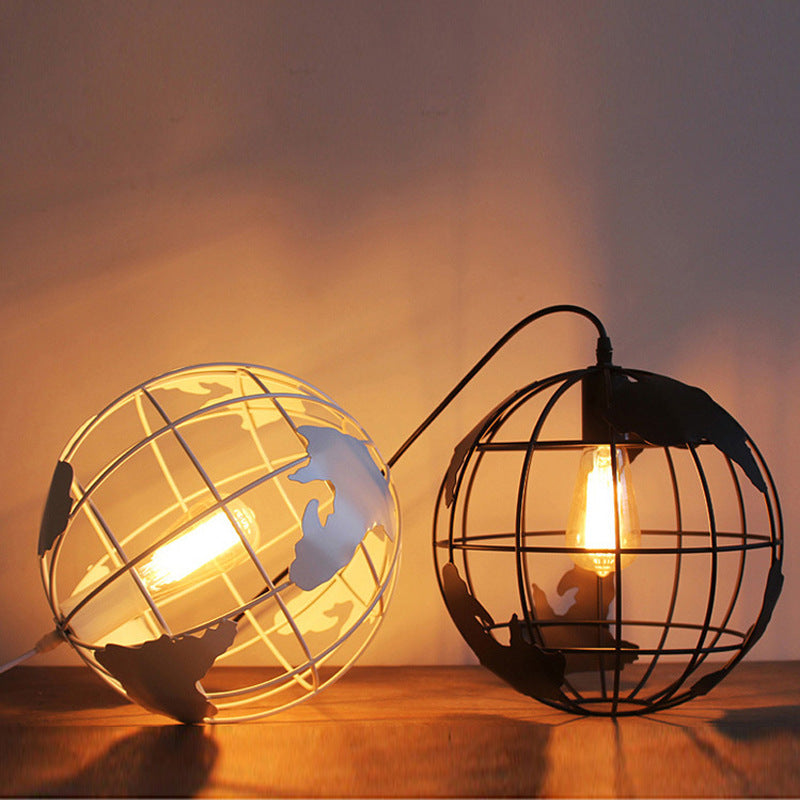 Contemporary Industrial Round Globe Iron Mesh Shade 1-Light Pendant Light For Living Room