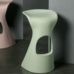 Modern Minimalist 7-Shape Plastic Bar Stool For Dining Room