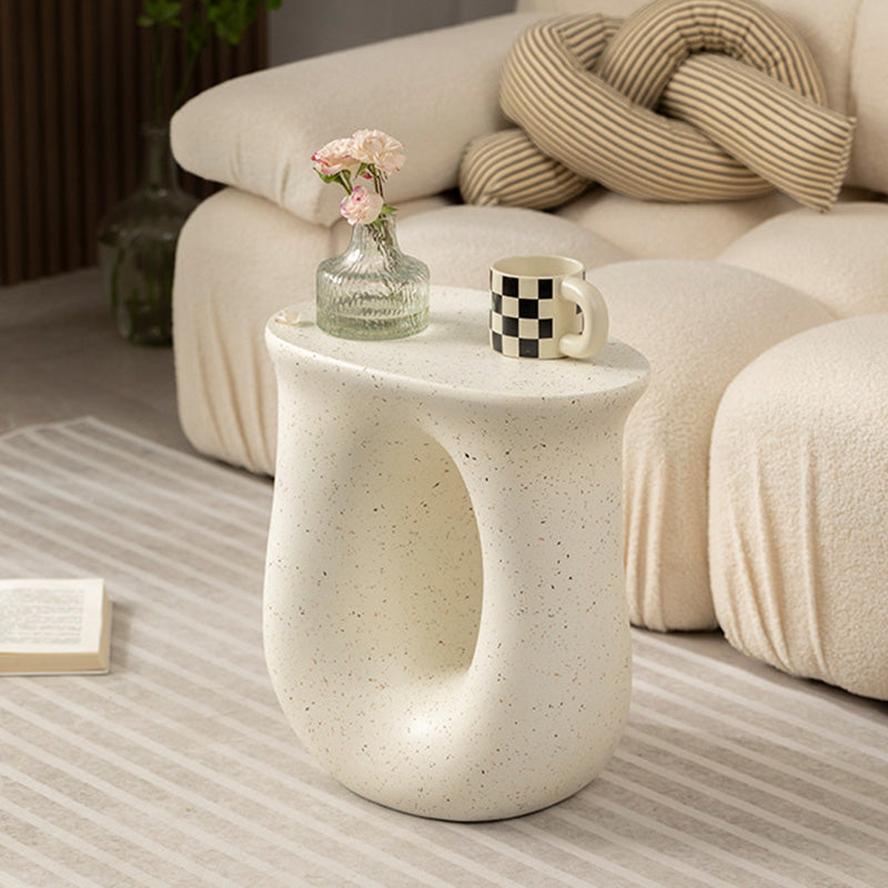 Contemporary Creative Round U-Shape Resin Coffee Table For Living Room