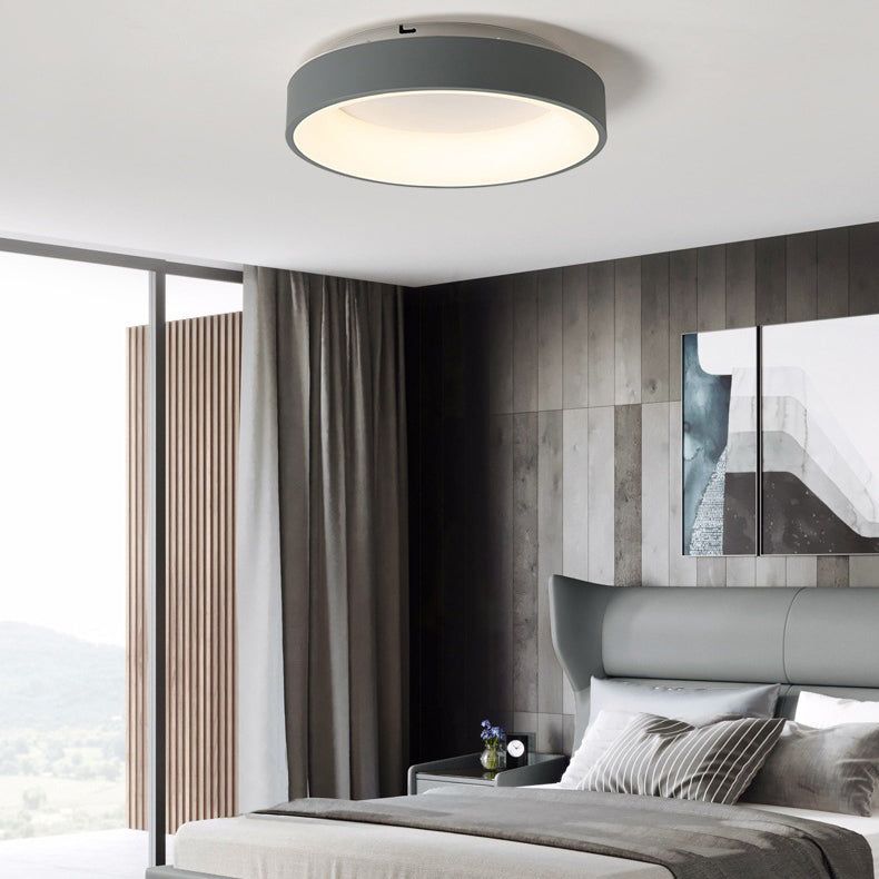 Contemporary Nordic Round Iron Acrylic LED Flush Mount Ceiling Light For Living Room