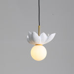 Modern Simplicity Resin Leaf Texture Glass Ball Shade 1-Light Pendant Light For Dining Room