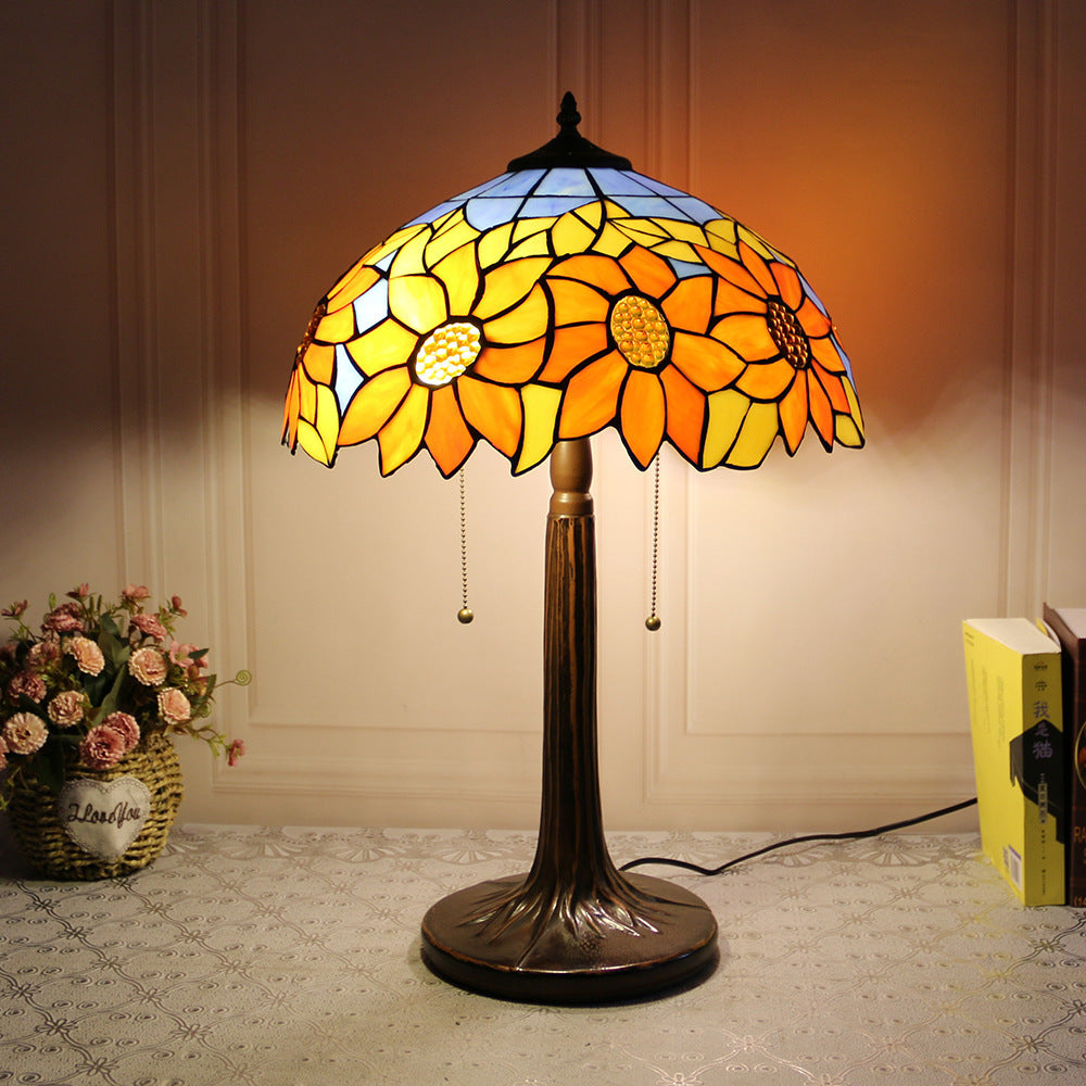 Traditional Tiffany Pastoral Rose Flower Stained Glass 2-Light Table Lamp For Bedroom