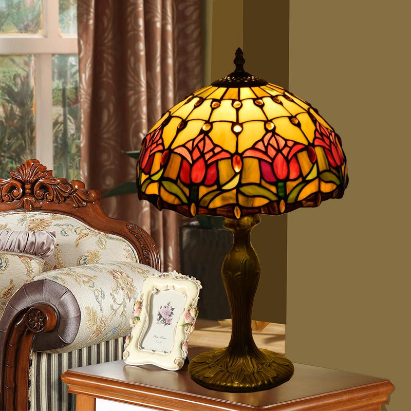 Traditional Tiffany Stained Glass Red Tulip Dome Aluminum Base 1-Light Table Lamp For Bedroom