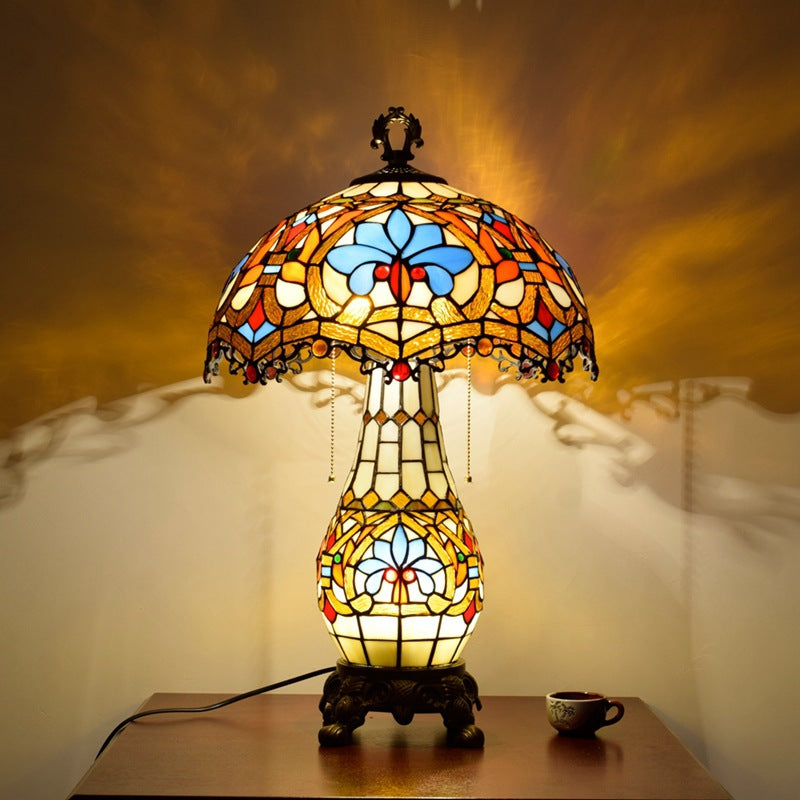 Traditional Tiffany Floral Peach Heart Design Stained Glass 2-Light Table Lamp For Living Room