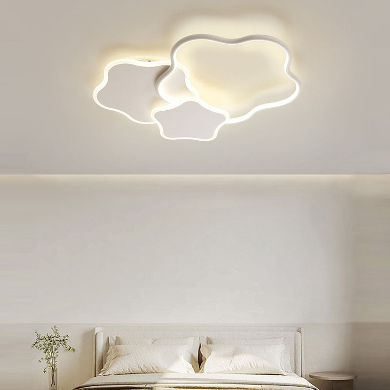 Contemporary Creative Geometric Flower Shape Pentagram Acrylic LED Flush Mount Ceiling Light For Bedroom