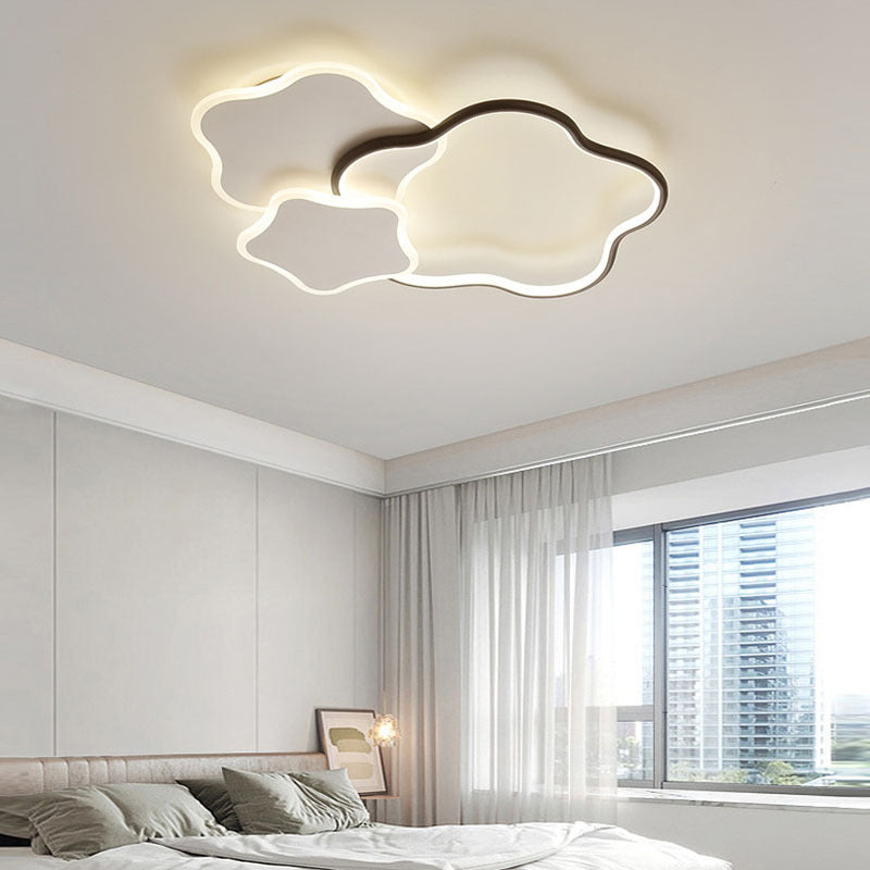 Contemporary Creative Geometric Flower Shape Pentagram Acrylic LED Flush Mount Ceiling Light For Bedroom