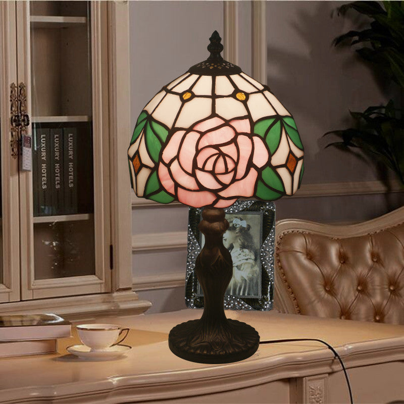 Traditional Tiffany Dome Rose Zinc Alloy Stained Glass 1-Light Table Lamp For Bedroom